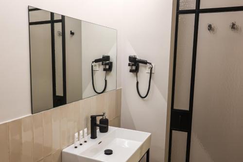Imagen de la habitación del Hotel Mythic Boutique BandB. Foto 2