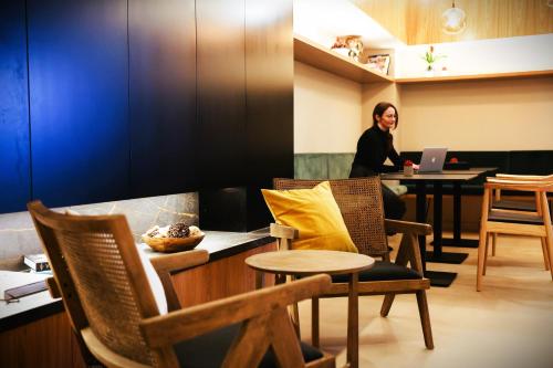 Imagen de los interiores del Hotel Mythic Boutique BandB. Foto 11