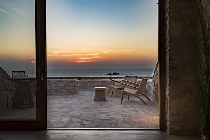 Imagen de la habitación del Hotel Mythic Paros. Foto 11