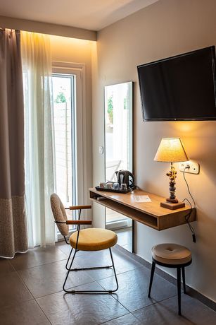 Imagen de la habitación del Hotel Mythic Summer, Paralia. Foto 5