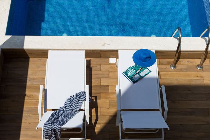 Imagen de la habitación del Hotel Mythic Summer, Paralia. Foto 12