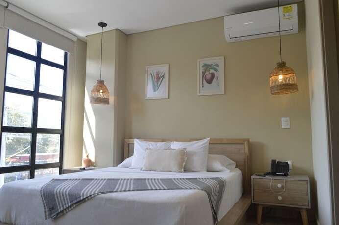 Imagen de la habitación del Hotel Mythical. Foto 20