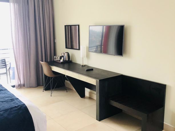 Imagen de la habitación del Hotel Mythos Boutique. Foto 13