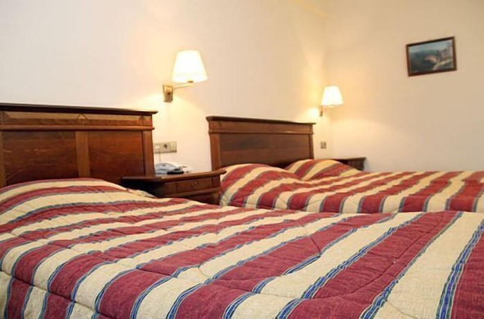 Imagen de la habitación del Hotel Mythos, Katerini. Foto 8