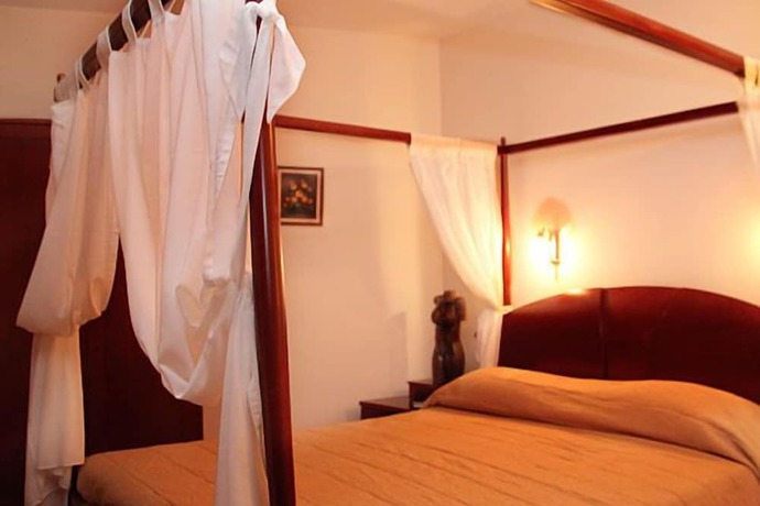 Imagen de la habitación del Hotel Mythos, Katerini. Foto 9