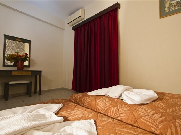 Imagen general del Hotel Mythos Platanias. Foto 3