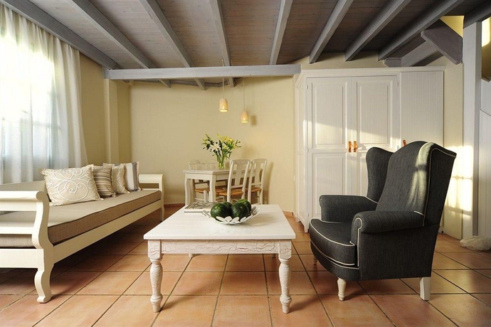 Imagen general del Hotel Mythos Suites Boutique. Foto 11