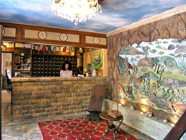 Imagen general del Hotel Mytilana Village. Foto 7