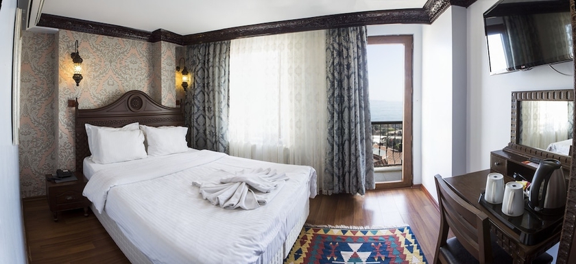 Imagen de la habitación del Hotel Mytra. Foto 11