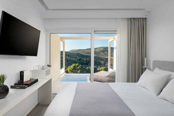Imagen de la habitación del Hotel Myzith Luxury Suites. Foto 13