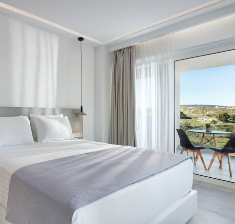 Imagen de la habitación del Hotel Myzith Luxury Suites. Foto 15