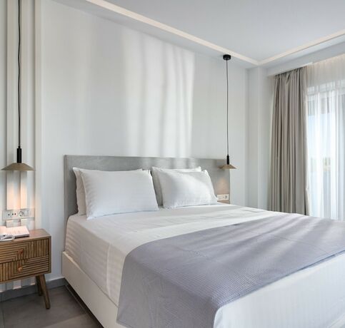 Imagen de la habitación del Hotel Myzith Luxury Suites. Foto 19