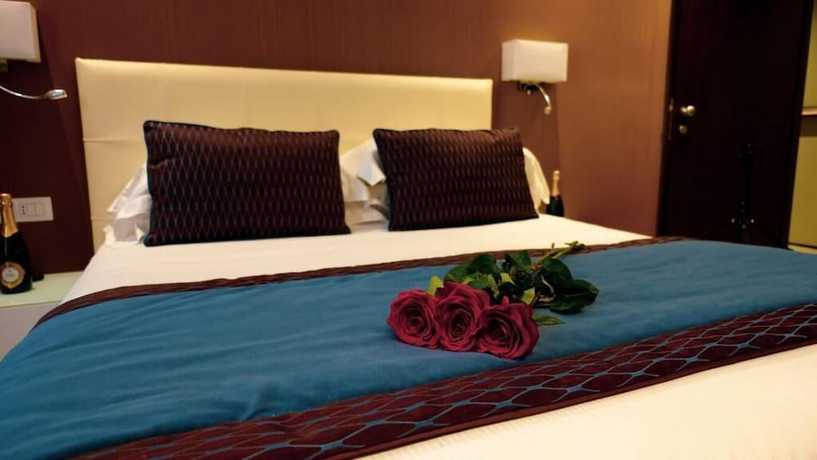 Imagen de la habitación del Hotel Mz Rome. Foto 10