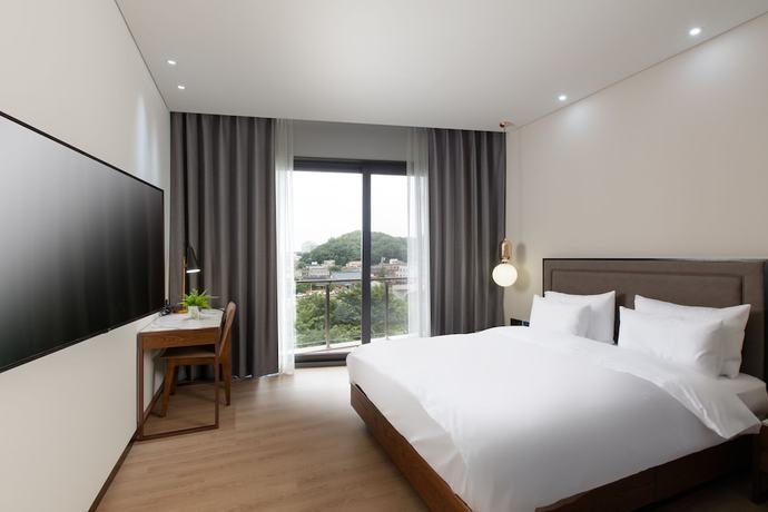 Imagen de la habitación del Hotel N Bridge. Foto 4
