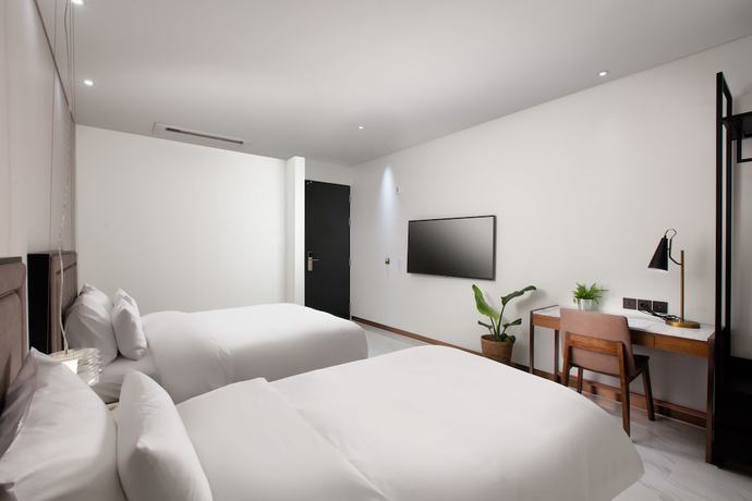 Imagen de la habitación del Hotel N Bridge. Foto 9