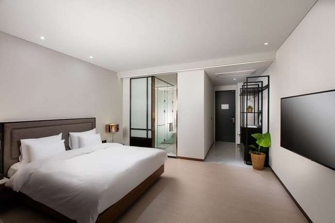 Imagen de la habitación del Hotel N Bridge. Foto 16