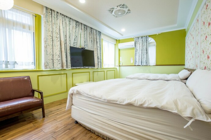 Imagen de la habitación del Hotel N. Castle. Foto 16