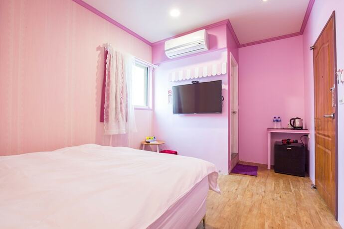 Imagen de la habitación del Hotel N. Castle. Foto 24