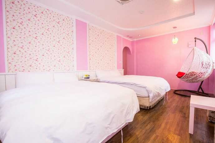 Imagen de la habitación del Hotel N. Castle. Foto 33