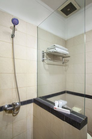 Imagen de la habitación del Hotel N Harmoni Jakarta. Foto 5