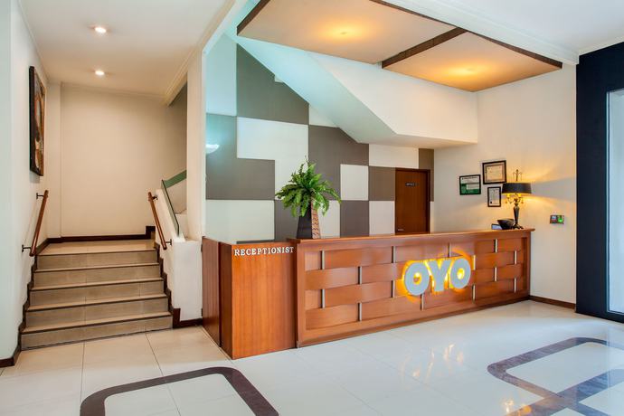 Imagen de los interiores del Hotel N Harmoni Jakarta. Foto 18