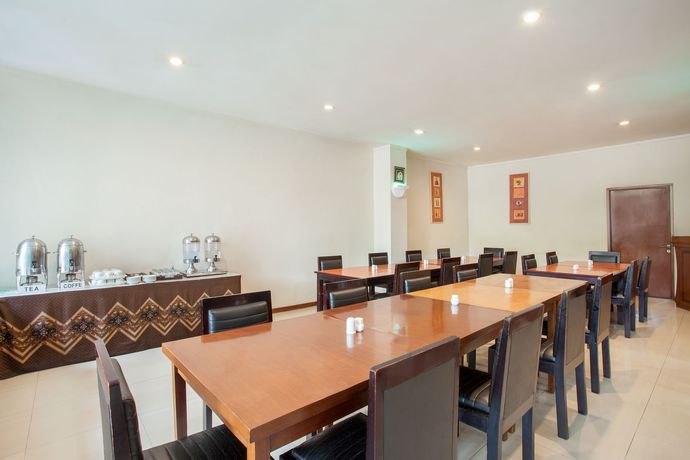 Imagen del bar/restaurante del Hotel N Harmoni Jakarta. Foto 4