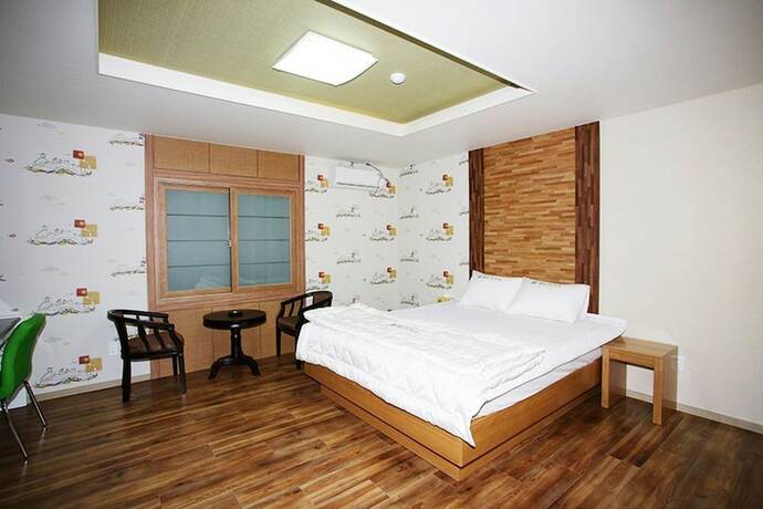 Imagen de la habitación del Hotel N Motel. Foto 12