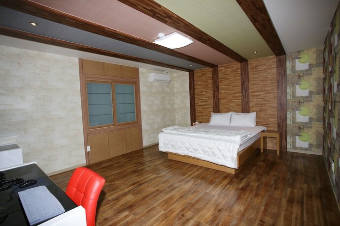 Imagen de la habitación del Hotel N Motel. Foto 13