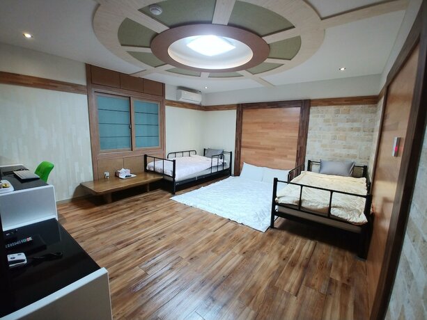 Imagen de la habitación del Hotel N Motel. Foto 15