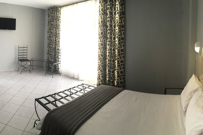 Imagen de la habitación del Hotel N1 Samora Machel Harare. Foto 6