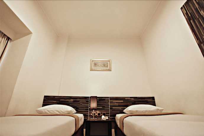 Imagen de la habitación del Hotel N2 Gunung Sahari. Foto 5