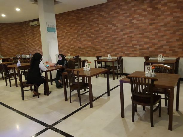 Imagen de los interiores del Hotel N2 Gunung Sahari. Foto 19