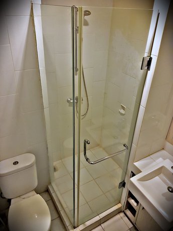 Imagen de la habitación del Hotel N3 Zainul Arifin. Foto 15