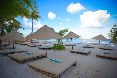 Imagen de los exteriores del Hotel NA BALAM SUITES BEACH HOTEL. Foto 9