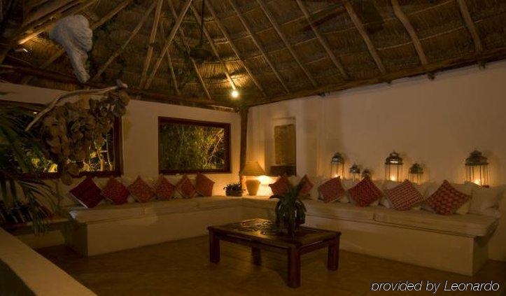 Imagen de los interiores del Hotel NA BALAM SUITES BEACH HOTEL. Foto 12