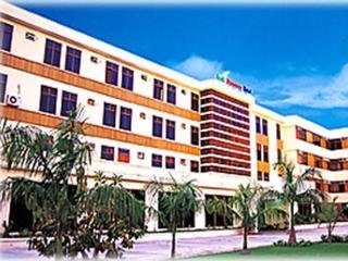 Imagen general del Hotel NADI MYANMAR HOTEL. Foto 1