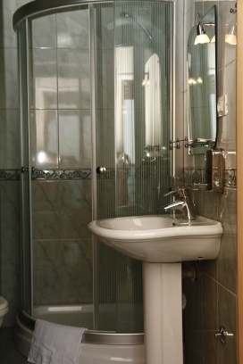 Imagen de la habitación del Hotel NAIS BEACH. Foto 3