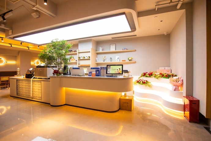 Imagen de los interiores del Hotel NAIVE L Executive Apartments Coast City. Foto 17