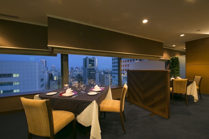 Imagen del bar/restaurante del Hotel NAKANOSHIMA PLAZA. Foto 4
