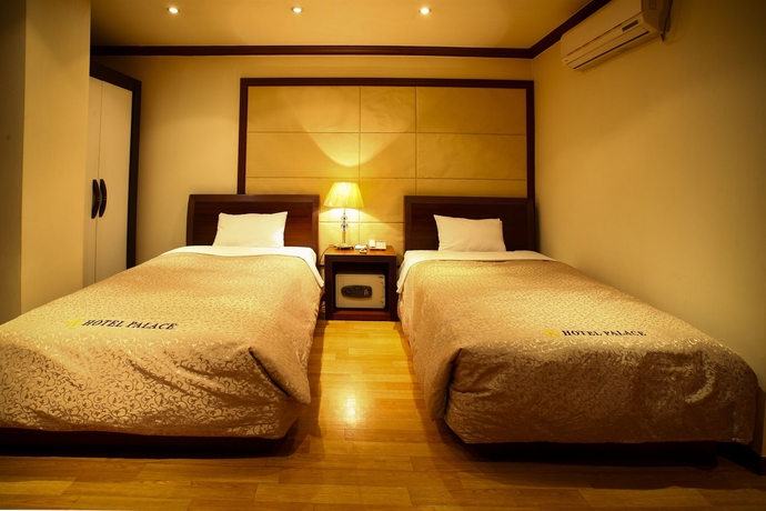 Imagen de la habitación del Hotel NAMDAEMUN PALACE. Foto 8