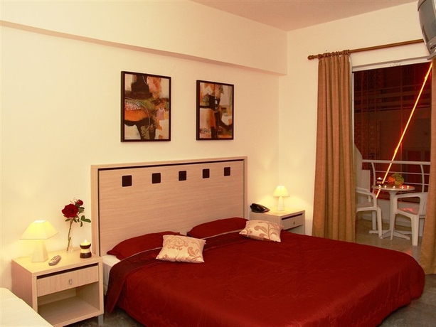 Imagen general del Hotel NANCY, Hersonissos. Foto 7