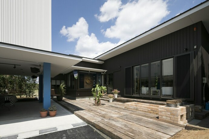 Imagen de los exteriores del Hotel NANJA MONJA. Foto 31