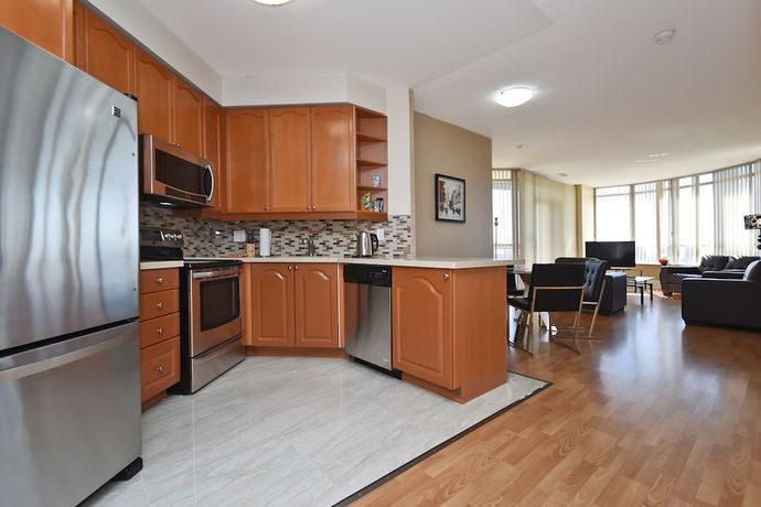 Imagen de la habitación del Hotel NAPA Furnished Suites Square One. Foto 6