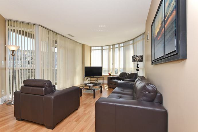 Imagen de la habitación del Hotel NAPA Furnished Suites Square One. Foto 13