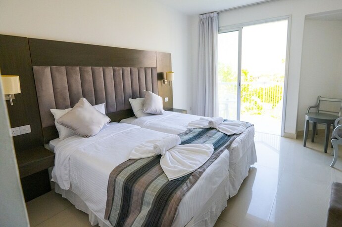 Imagen de la habitación del Hotel NAPA JAY HOTEL. Foto 16