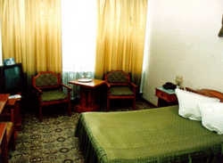 Imagen de la habitación del Hotel NAPOCA. Foto 2