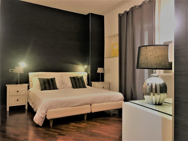 Imagen de la habitación del Hotel NAPOLIDAY BED & BREAKFAST RESIDENCE. Foto 9