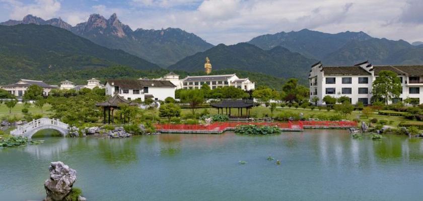 Imagen general del Hotel NARADA RESORT and SPA JIUHUASHAN. Foto 2