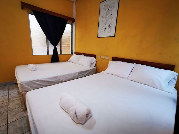 Imagen de la habitación del Hotel NATZ HOTEL. Foto 8