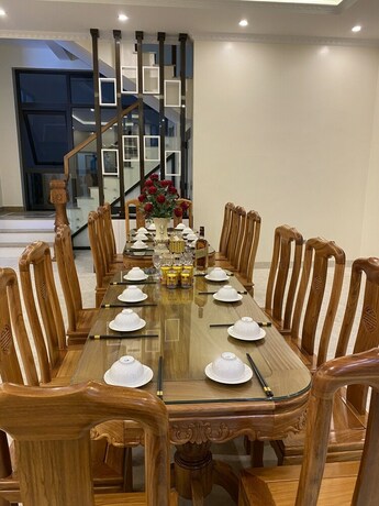 Imagen del bar/restaurante del Hotel NB Hoang Gia 1 Hotel. Foto 13